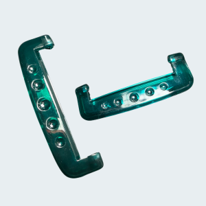 Clips-650 and 1000 square containers